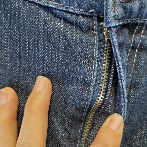 Chicos Jeans Womens .5 US 6 Blue Sandra Crop Denim Slim Fit Stretch - Picture 10 of 13